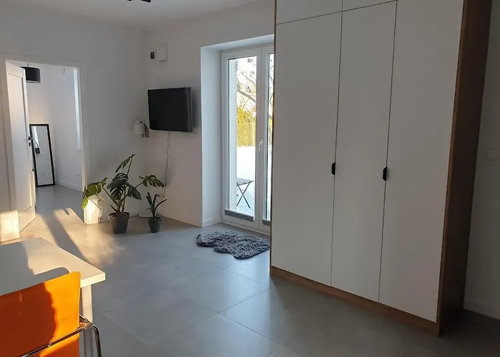 Cicha Radosc Dom Na Wylacznosc * Varšava